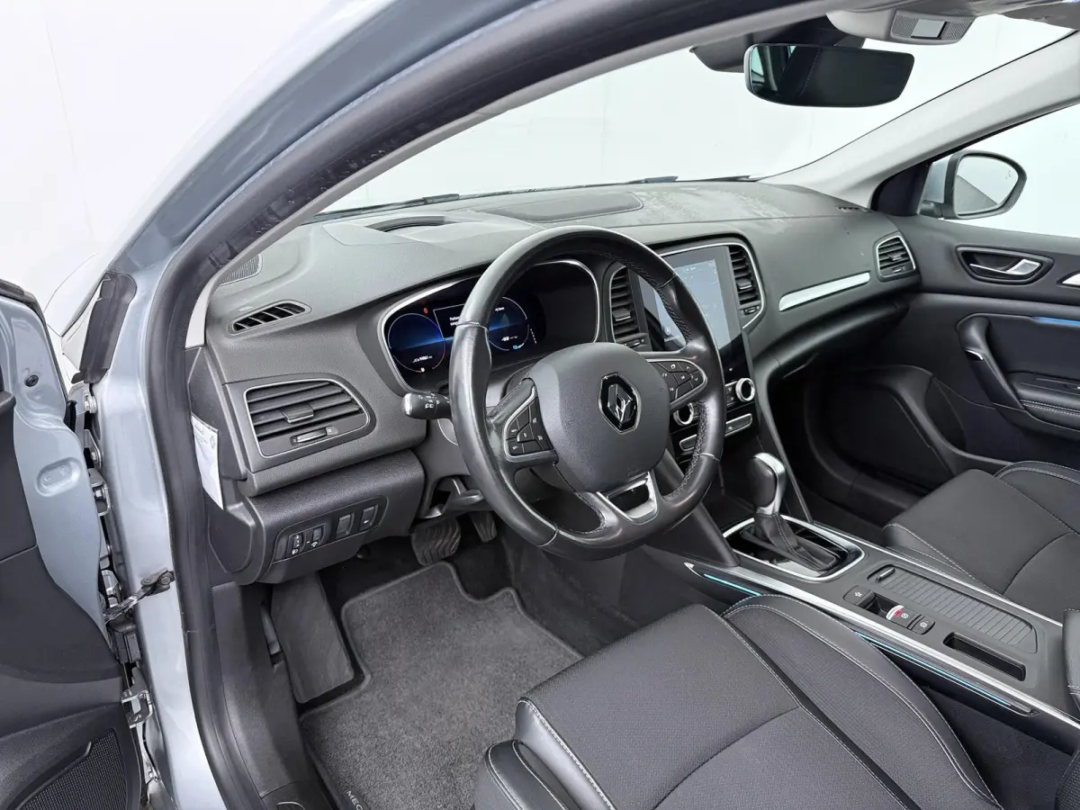 Plug-in Hybrid 160 Intens | SoH 76% | Parkeercamera | Head-Up |