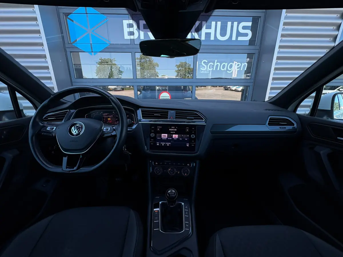 1.5 TSI 130PK R-Line | Panoramadak | Elektrische achterklep | Cruise control adaptief | Stoel verwarming |