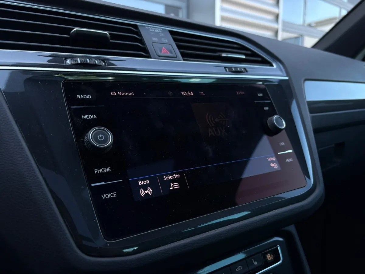 1.5 TSI 130PK R-Line | Panoramadak | Elektrische achterklep | Cruise control adaptief | Stoel verwarming |