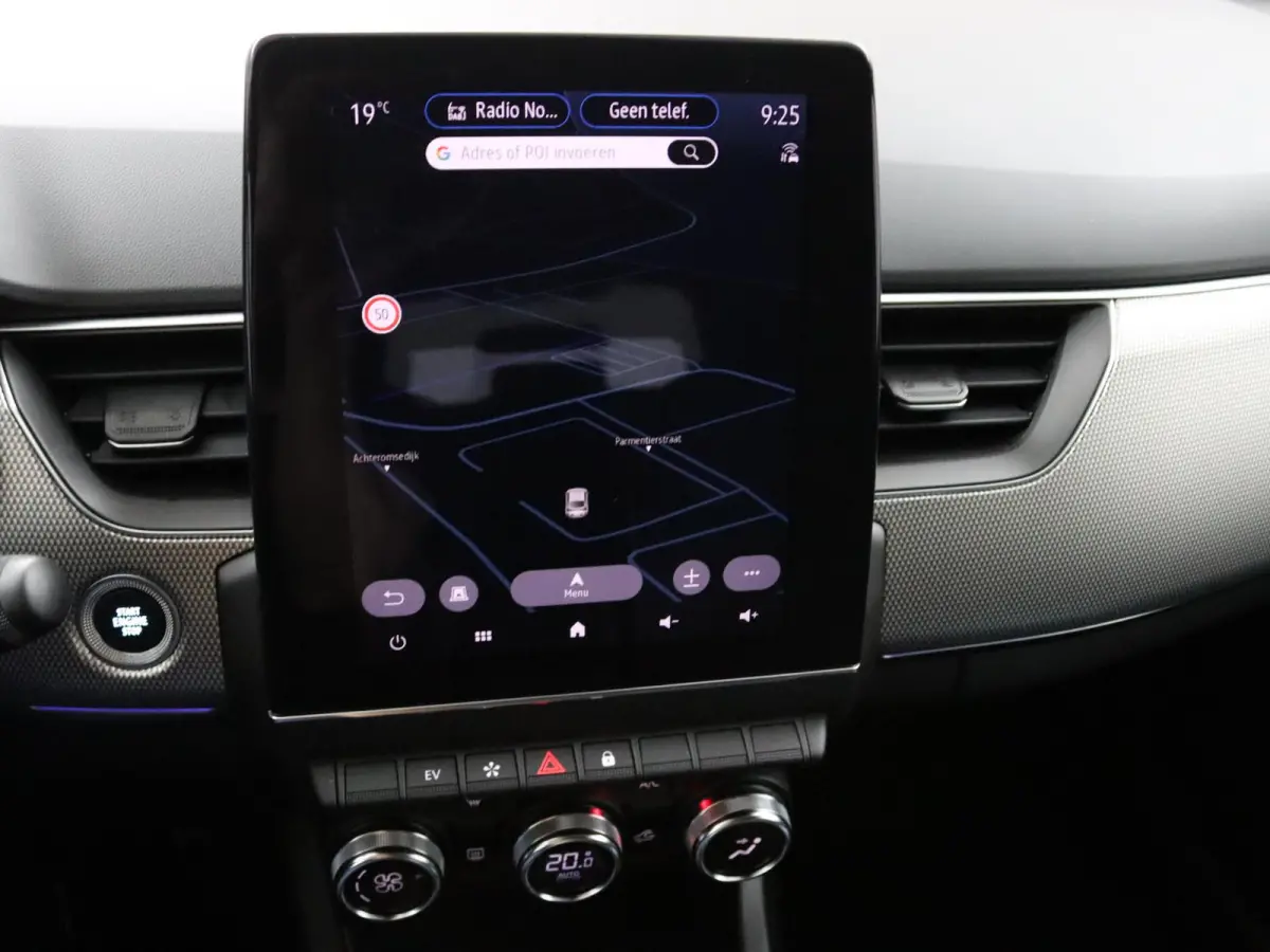 E-TECH Hybrid 145 Intens | Adapt. Cruise | Groot Navi | Parkeercamera |