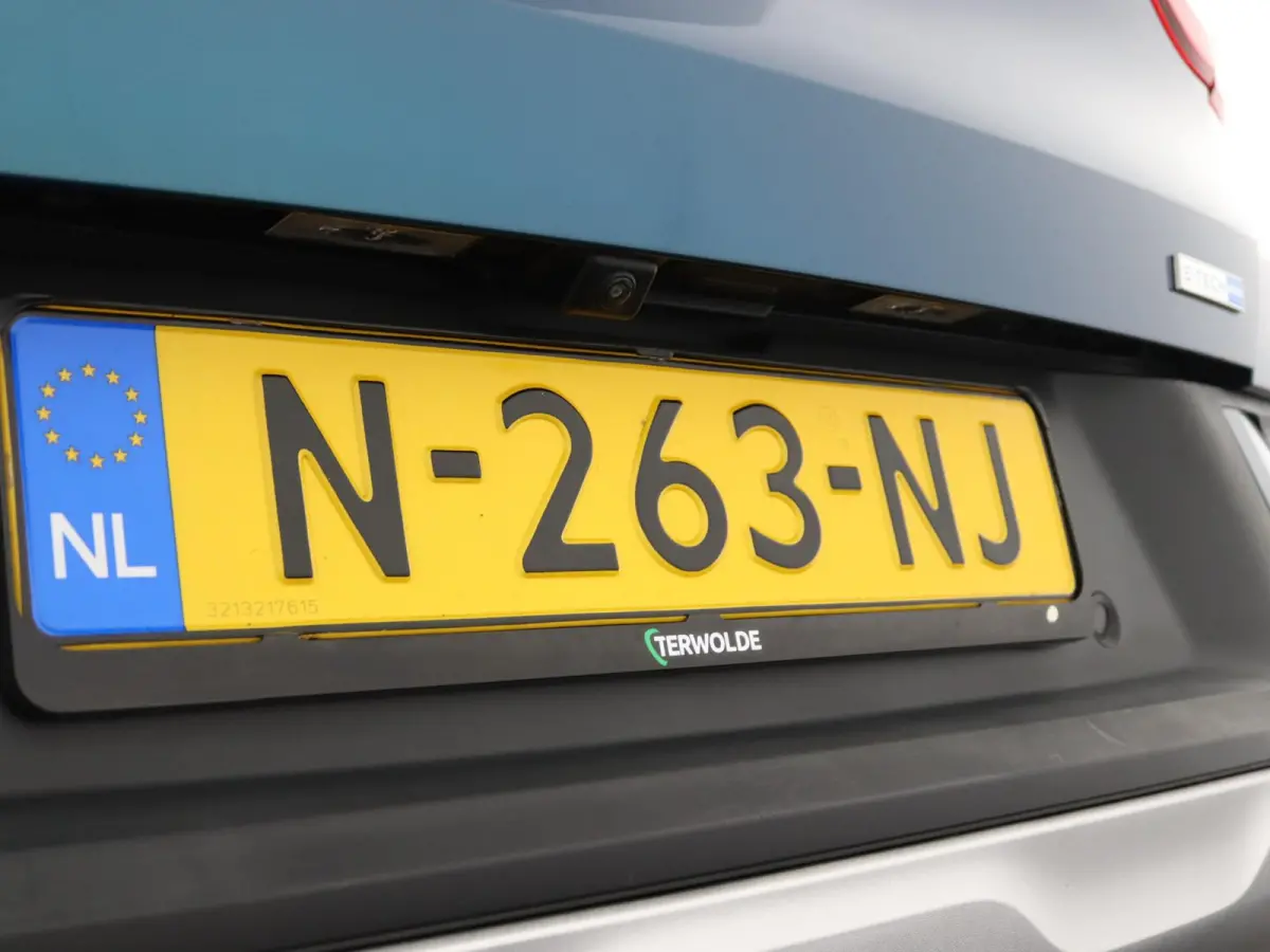 E-TECH Hybrid 145 Intens | Adapt. Cruise | Groot Navi | Parkeercamera |