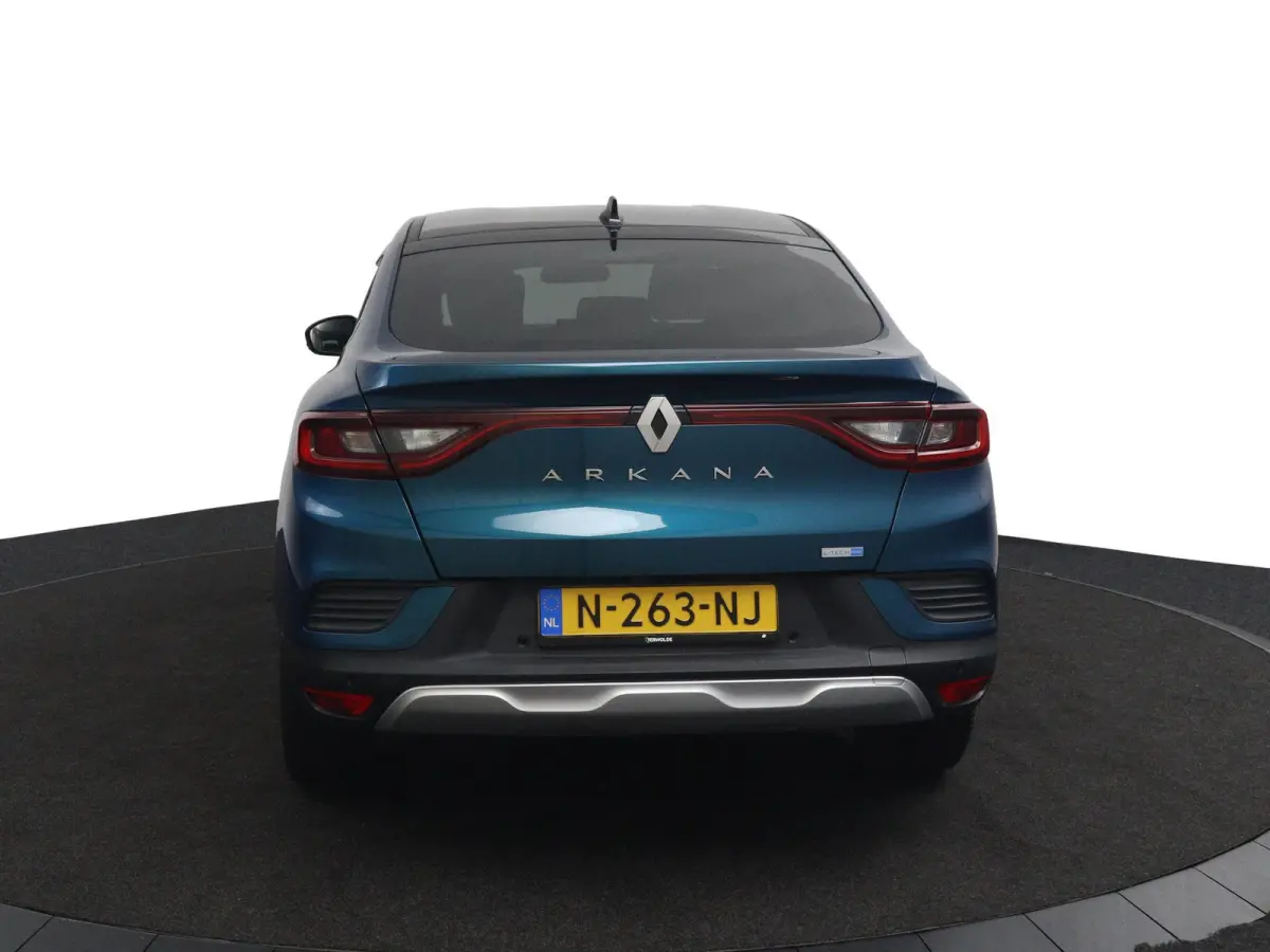 E-TECH Hybrid 145 Intens | Adapt. Cruise | Groot Navi | Parkeercamera |