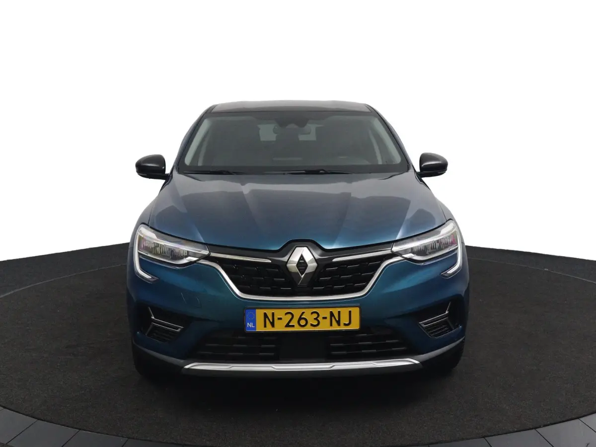 E-TECH Hybrid 145 Intens | Adapt. Cruise | Groot Navi | Parkeercamera |
