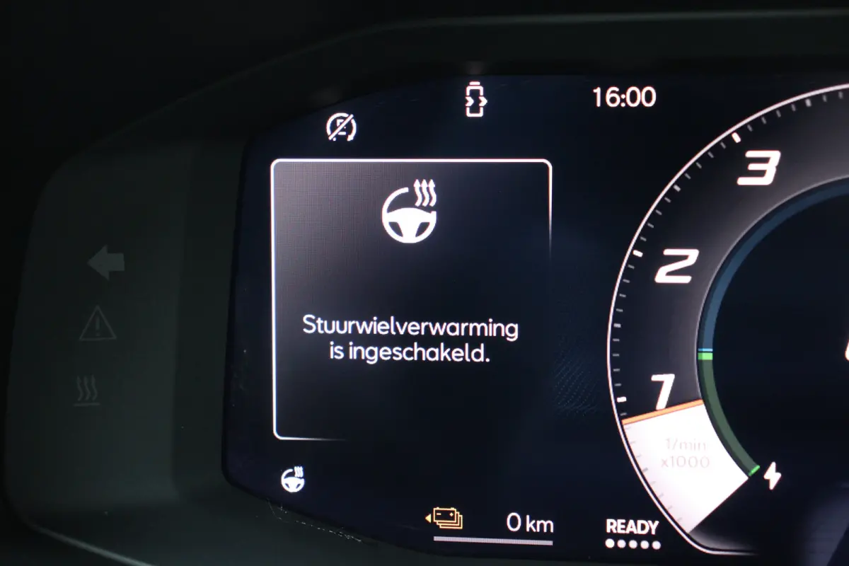VZ Performance | NL-AUTO! | 1E EIGENAAR! | 360° CAMERA | STOEL + STUURVERWARMING | ELEKTR. STOEL INCL. MEMORY | ADAPTIVE CRUISE | LANE ASSIST | LED | DEALER OH!