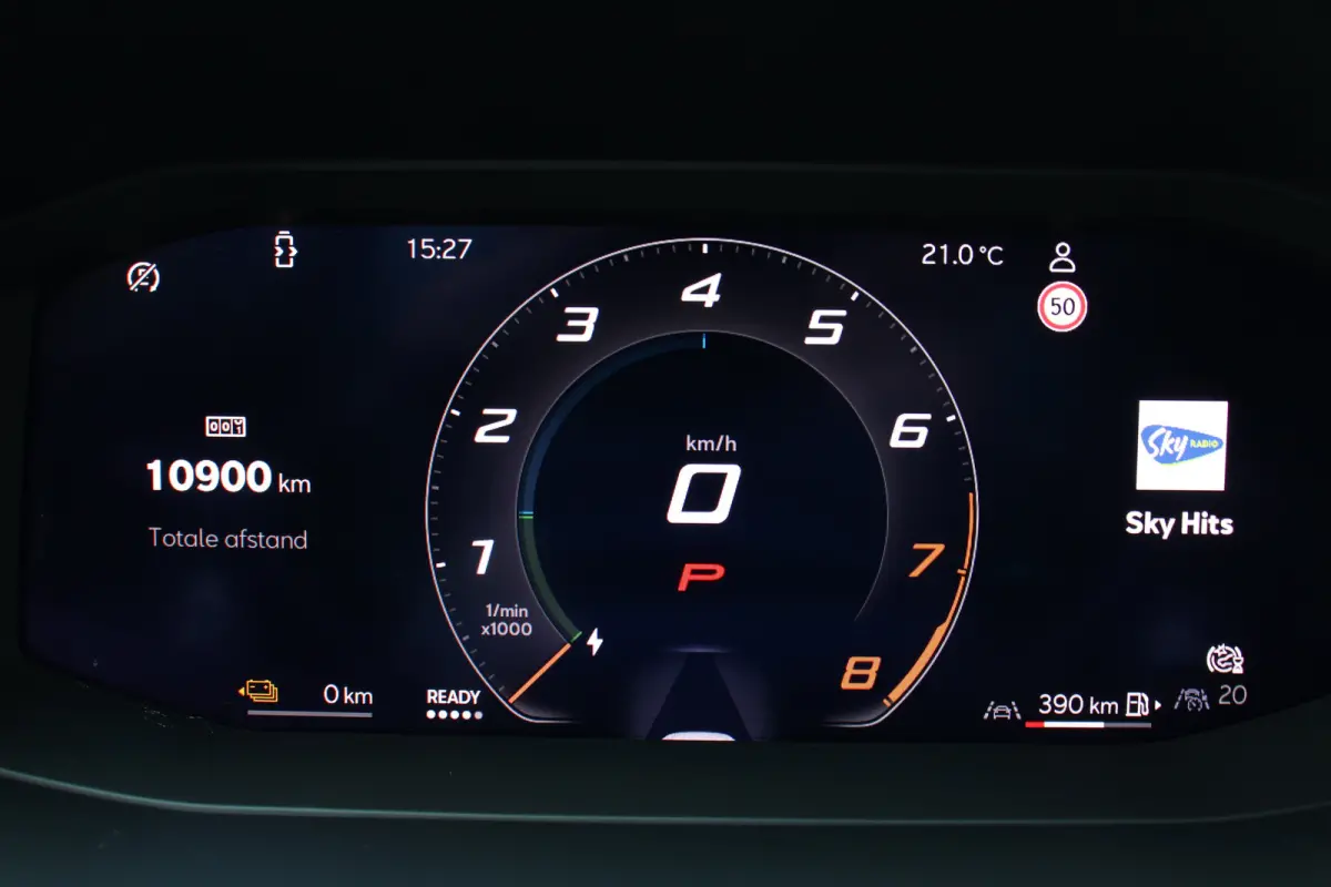 VZ Performance | NL-AUTO! | 1E EIGENAAR! | 360° CAMERA | STOEL + STUURVERWARMING | ELEKTR. STOEL INCL. MEMORY | ADAPTIVE CRUISE | LANE ASSIST | LED | DEALER OH!