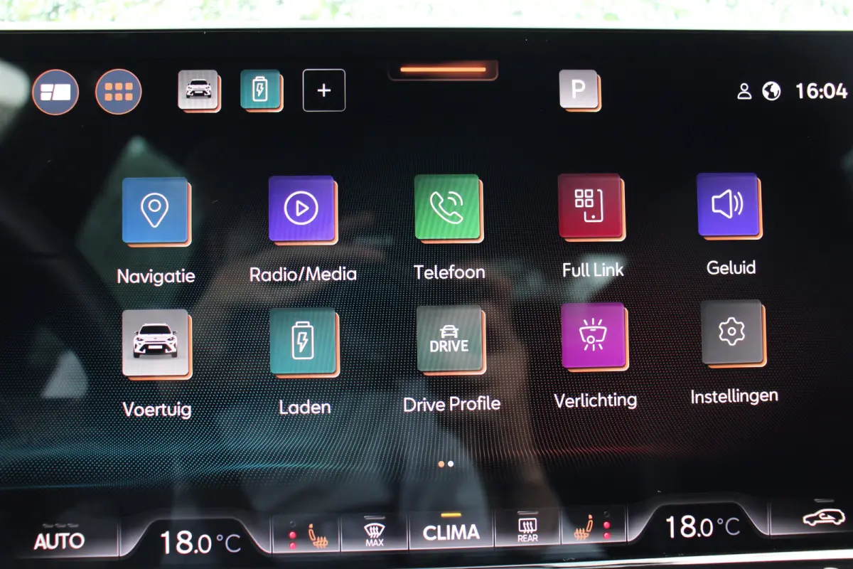 VZ Performance | NL-AUTO! | 1E EIGENAAR! | 360° CAMERA | STOEL + STUURVERWARMING | ELEKTR. STOEL INCL. MEMORY | ADAPTIVE CRUISE | LANE ASSIST | LED | DEALER OH!
