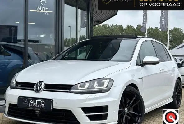 2.0 TSI R 4Motion 300PK | BOMVOL | LIEFHEBBERS AUTO! | PANO | Nieuwe APK | Nieuwe Kettingen | Recent Groot Onderhoud Uitgevoerd door een TSI Specialist | 4 Nieuwe Conti Sport Contact 7 Bande