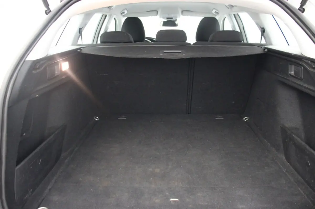 1.2 Puretech Active - Digitaal Cockpit, Carplay, Cruise, Trekhaak