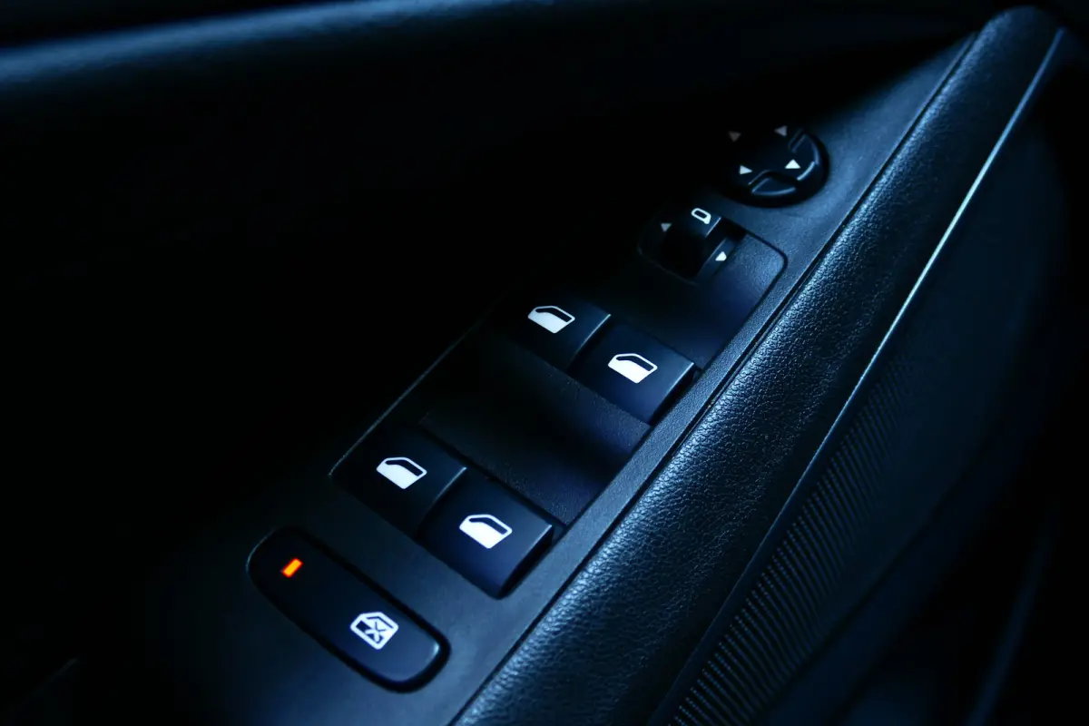 1.2 TURBO 130PK ELLEGANCE / CAMERA / STOEL-STUURVERWARMING / AGR / 17"LMV / NAVI / CLIMA / LED / PDC / BLUETOOTH / CRUISECONTROL / 1E EIGENAAR / SCHITTERENDE STAAT !!