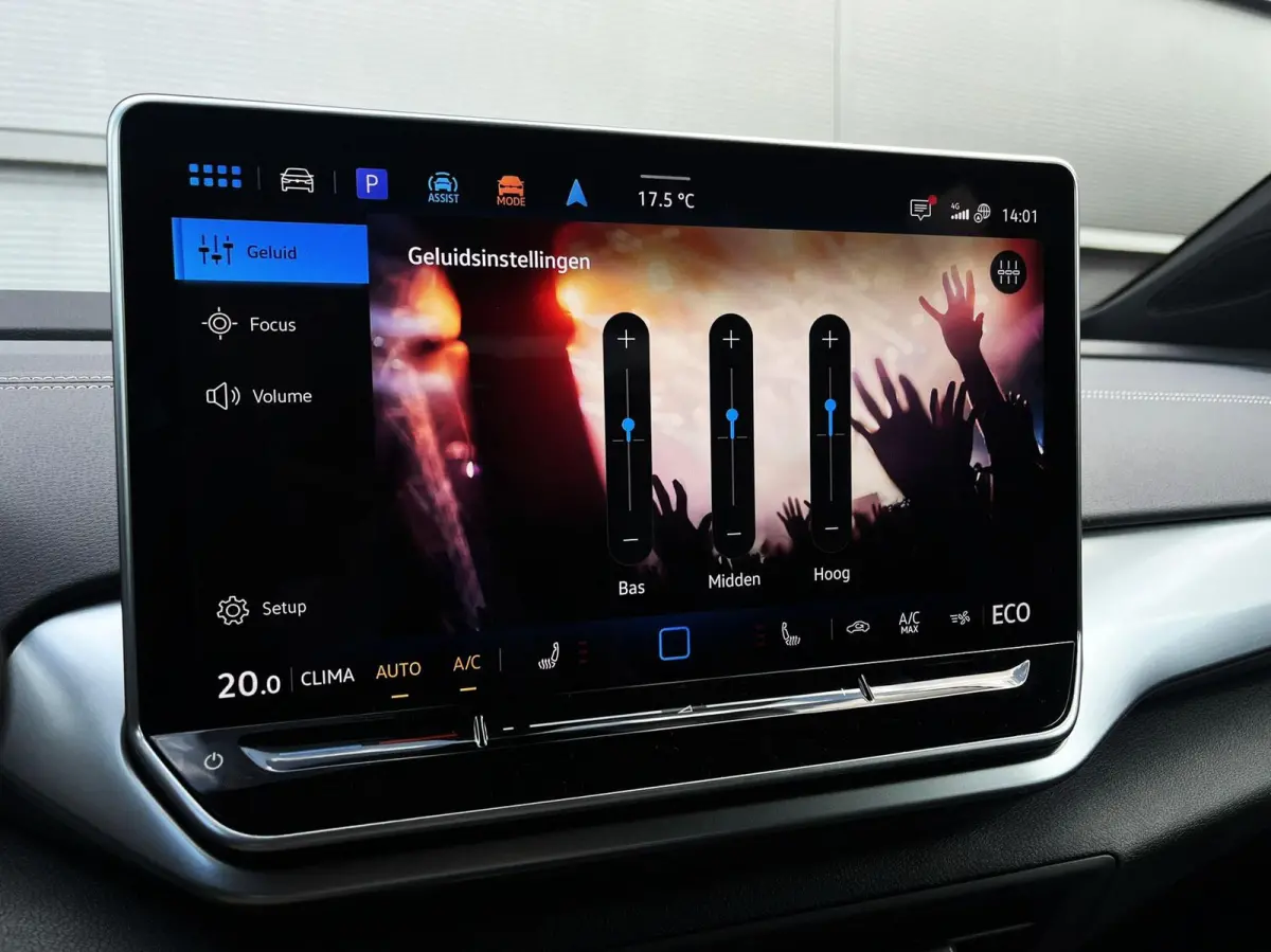 286pk Pro Limited Edition 77 kWh | App Connect | Navigatie | Stoelverwarming