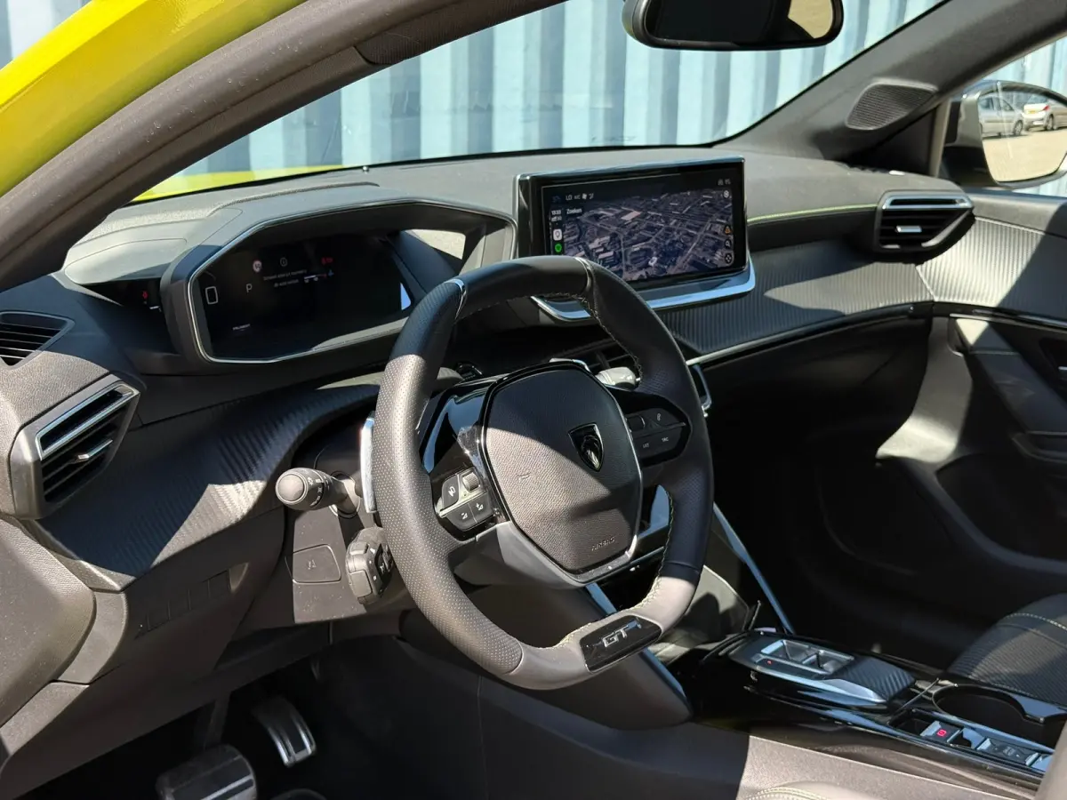 1.2 Hybrid 110 e-DCS6 GT 360 camera | Adeptieve cruise control met Stop&Go | Sfeerverlichting interieur | Keyless | Apple carplay & Android auto