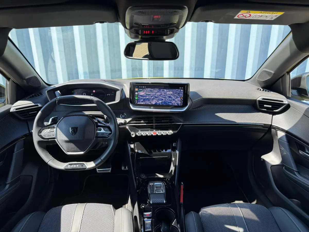 1.2 Hybrid 110 e-DCS6 GT 360 camera | Adeptieve cruise control met Stop&Go | Sfeerverlichting interieur | Keyless | Apple carplay & Android auto
