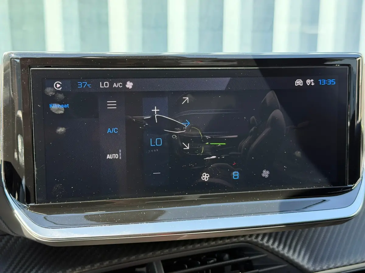 1.2 Hybrid 110 e-DCS6 GT 360 camera | Adeptieve cruise control met Stop&Go | Sfeerverlichting interieur | Keyless | Apple carplay & Android auto