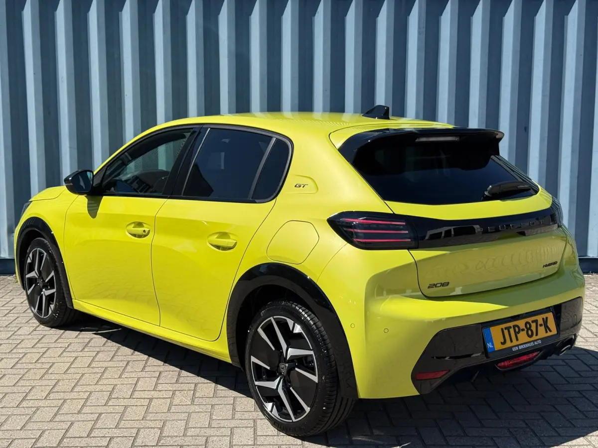 1.2 Hybrid 110 e-DCS6 GT 360 camera | Adeptieve cruise control met Stop&Go | Sfeerverlichting interieur | Keyless | Apple carplay & Android auto