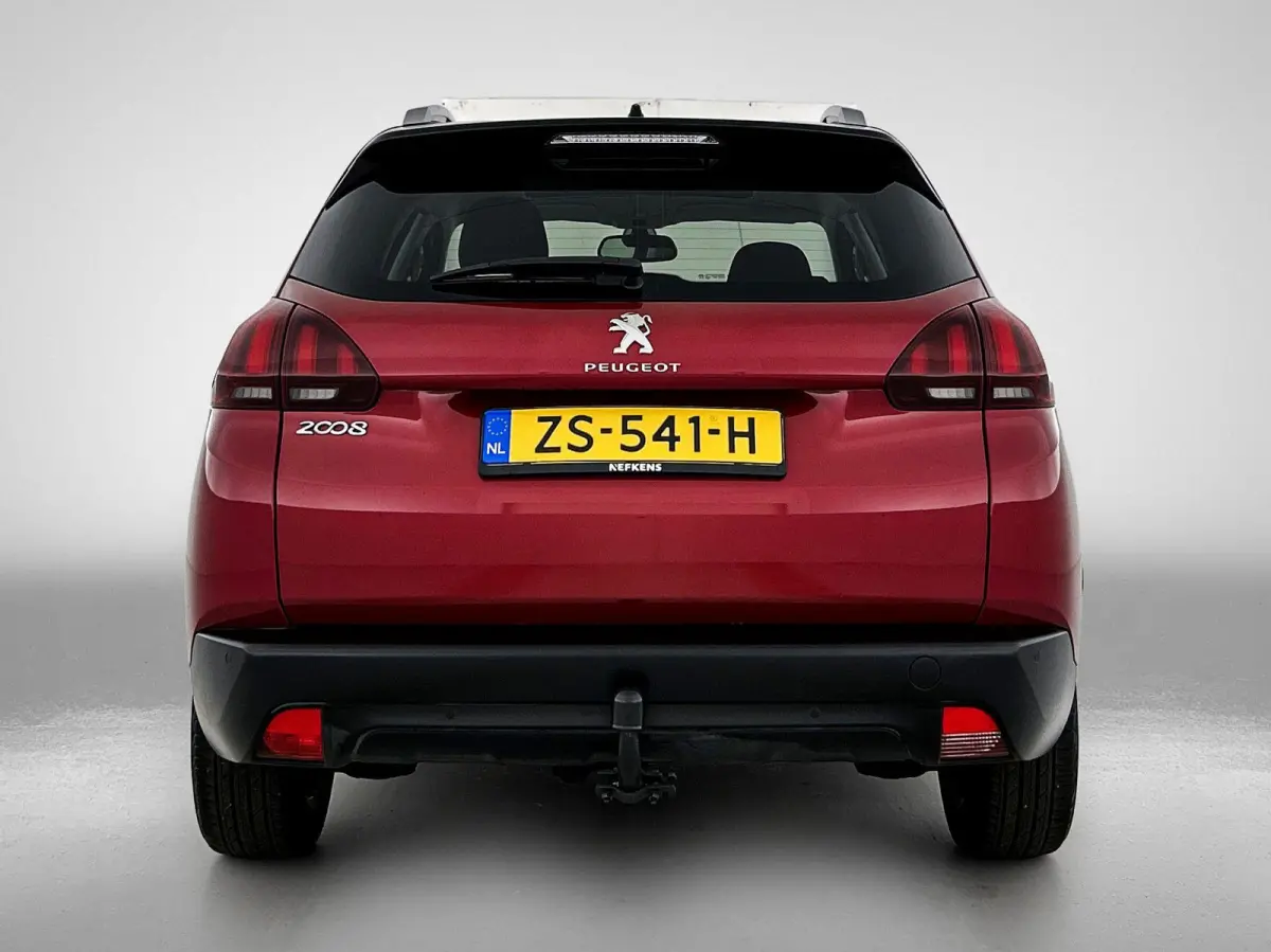 1.2 130pk Blue Lion | Trekhaak | Panoramadak | Navigatie | Parkeersensoren | Cruise control | Airco | Lichtmetalen velgen | DAB | Bluetooth |