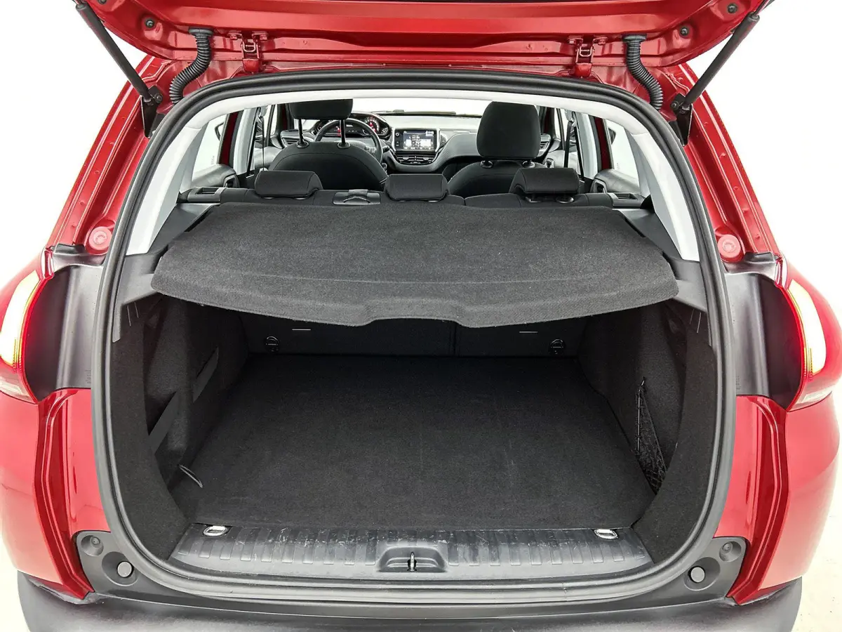 1.2 130pk Blue Lion | Trekhaak | Panoramadak | Navigatie | Parkeersensoren | Cruise control | Airco | Lichtmetalen velgen | DAB | Bluetooth |