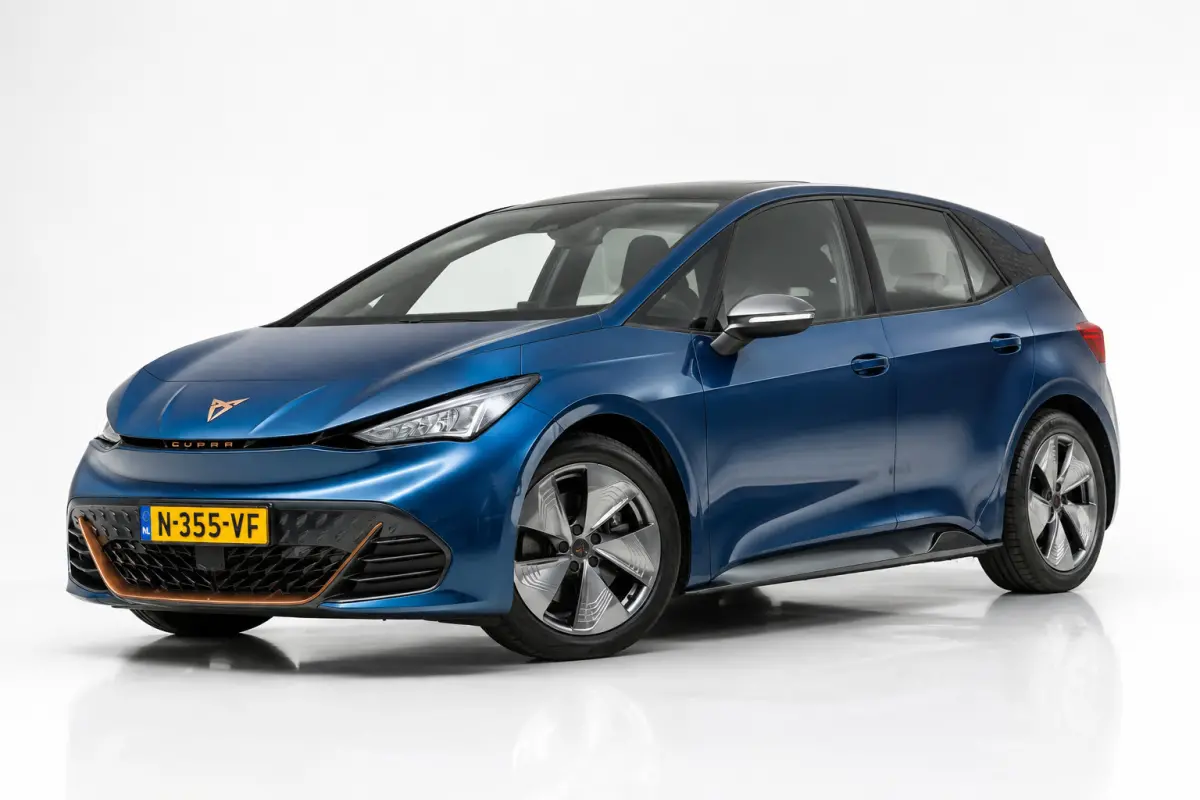 Business One 62 kWh SOH 91,6% | CAMERA | ACC | SFEERVERLICHTING | NAP | APPLE CARPLAY | ANDROID AUTO