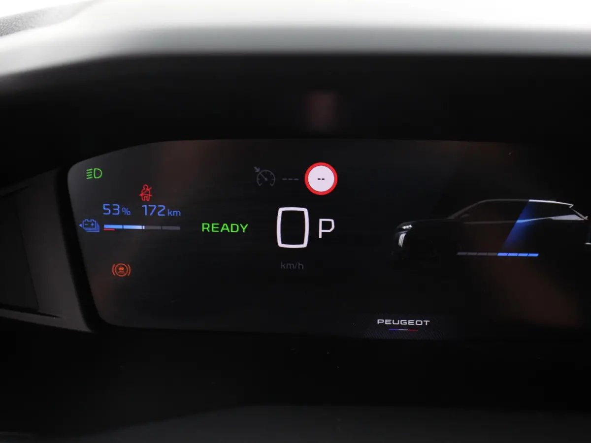 EV Allure Pack 54 kWh Navigatie Apple Carplay/Android Auto Climate Control Parkeer sensoren Lichtmetalen Velgen