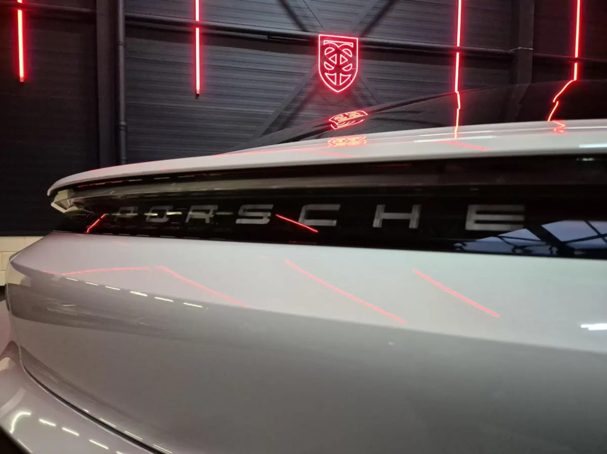 93kWh Performance Plus |PASM|FABRIEKSG.|5-ZITS|21"