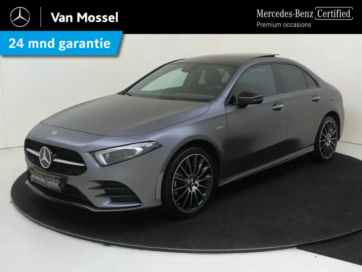 250 e Business Solution AMG-Line / Panaromadak / Achteruitrijcamera / Night-Pakket / Multispaaks /