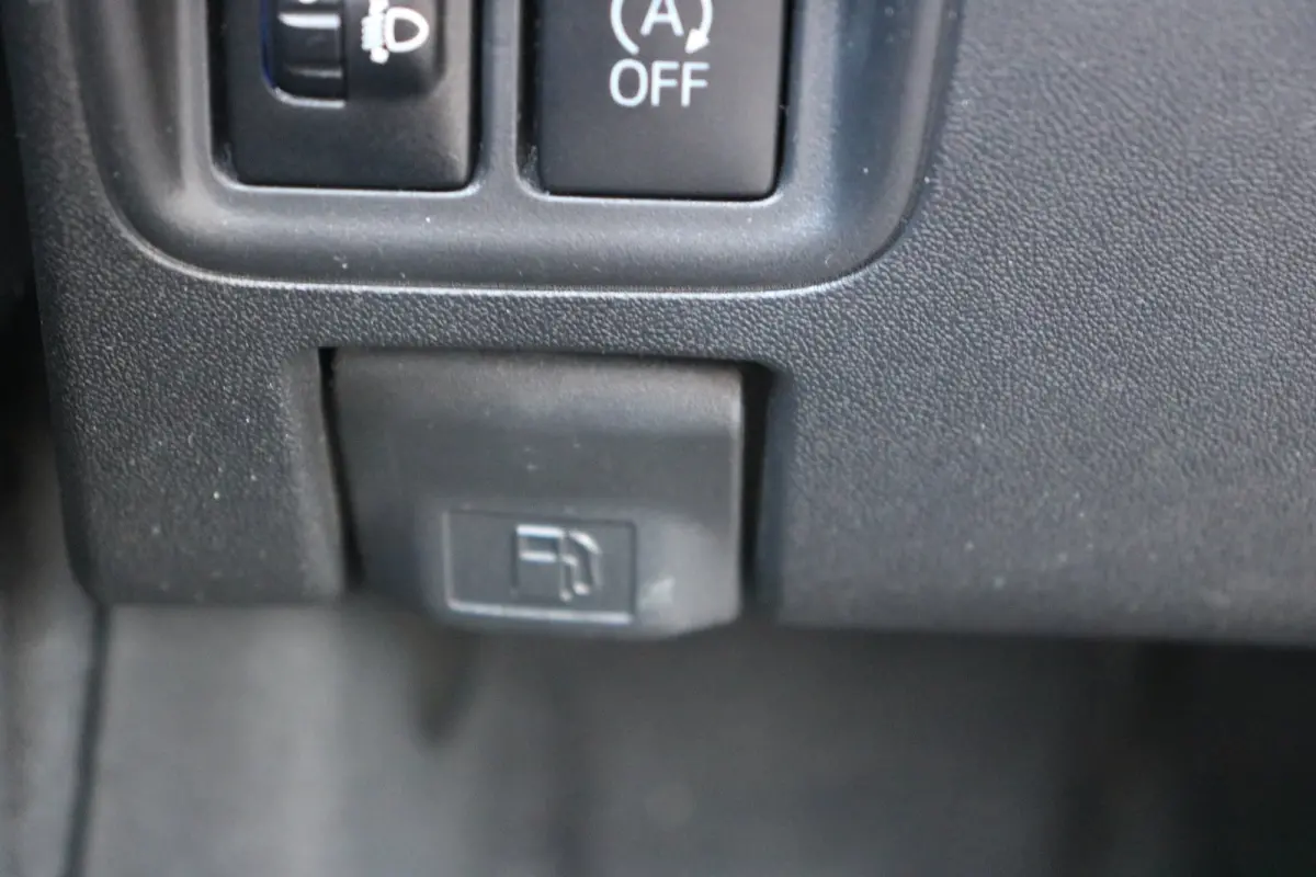 1.0 e-VTi Active | Airco | El. ramen | Centrale deurvergrendeling | Blue Tooth | Mistlampen voor |