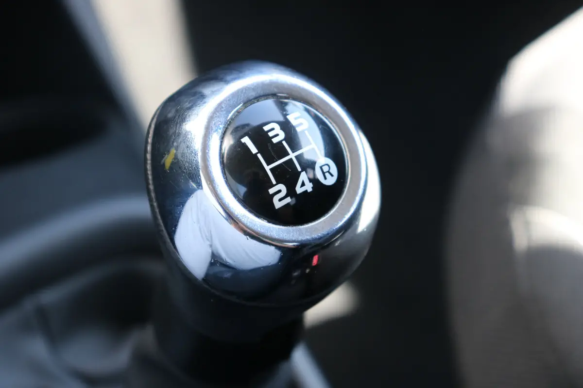 1.0 e-VTi Active | Airco | El. ramen | Centrale deurvergrendeling | Blue Tooth | Mistlampen voor |