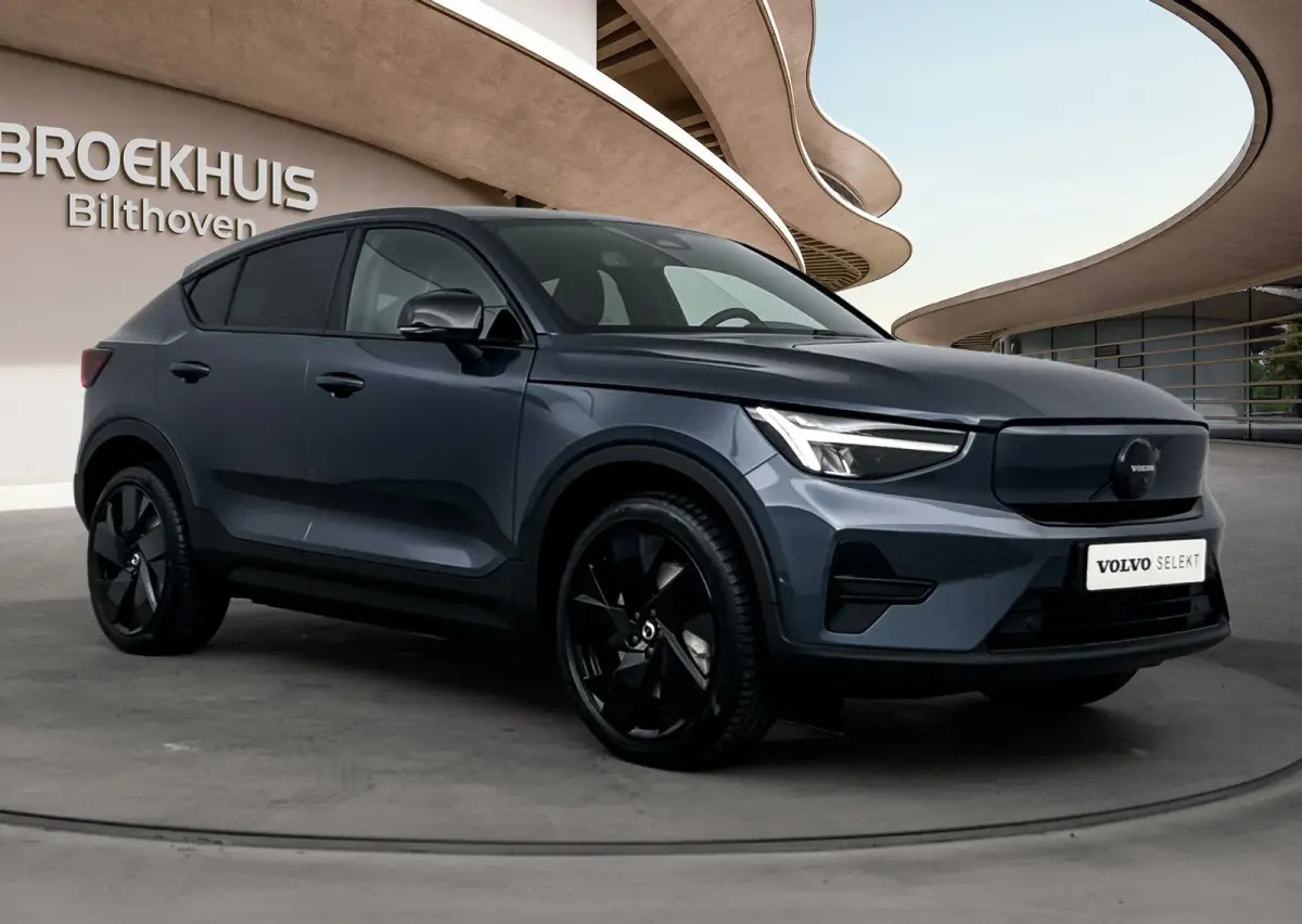 Single Motor Ext. Range Ultra Black Edition. Europa 82 kWh | Achterbank verwarmd | Apple Carplay/Android Auto|telefoonintegratie premium | Comfortstoel(en)