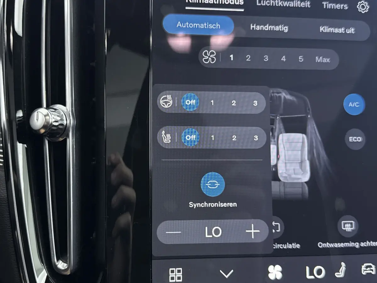 Single Motor Ext. Range Ultra Black Edition. Europa 82 kWh | Achterbank verwarmd | Apple Carplay/Android Auto|telefoonintegratie premium | Comfortstoel(en)