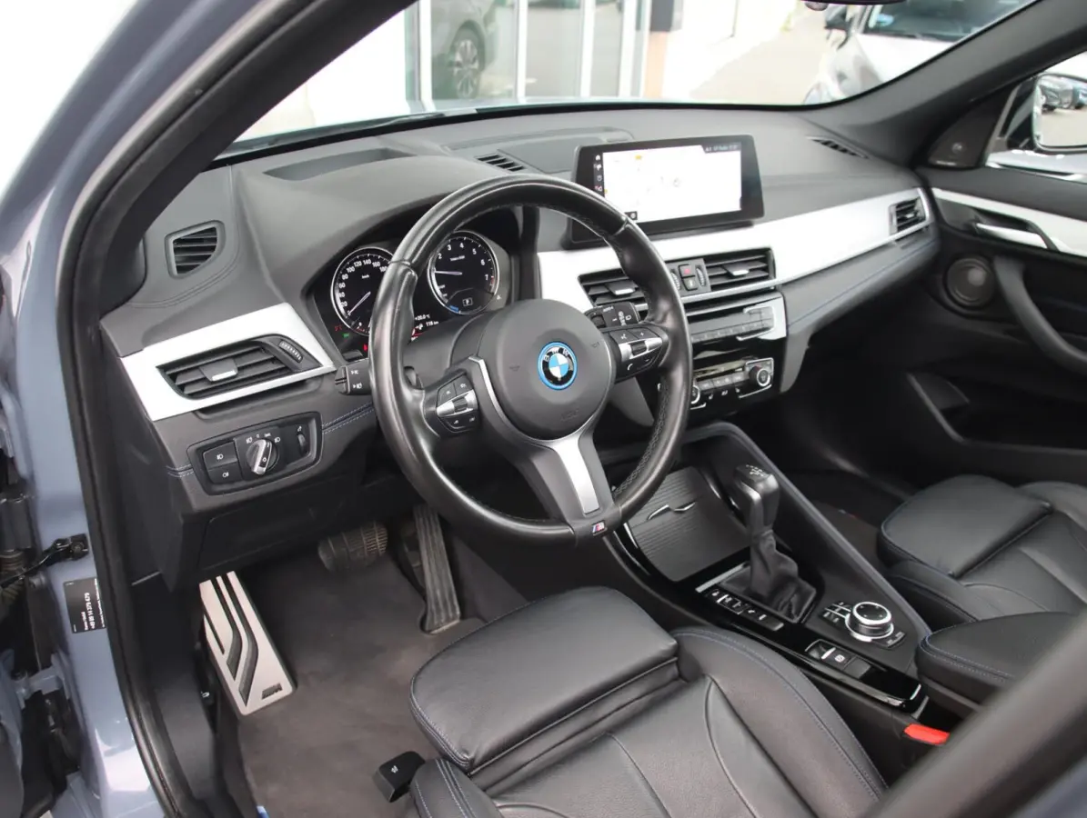 xDrive25e High Executive M-sport | SOH 88% | Panoramadak
