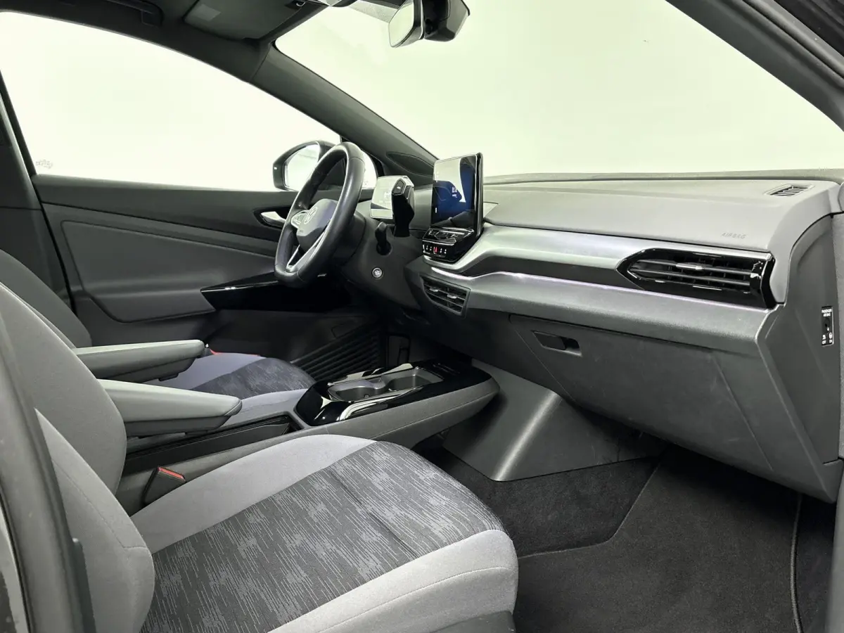 Life 77 kWh | 90% SOH | APK tot 2-07-2028 | Stoelverwarming | Stuurverwarming | Apple Carplay | Android Auto | Cruise Control Adaptief | Navigatiesysteem | Parkeersensoren Voor en Achter
