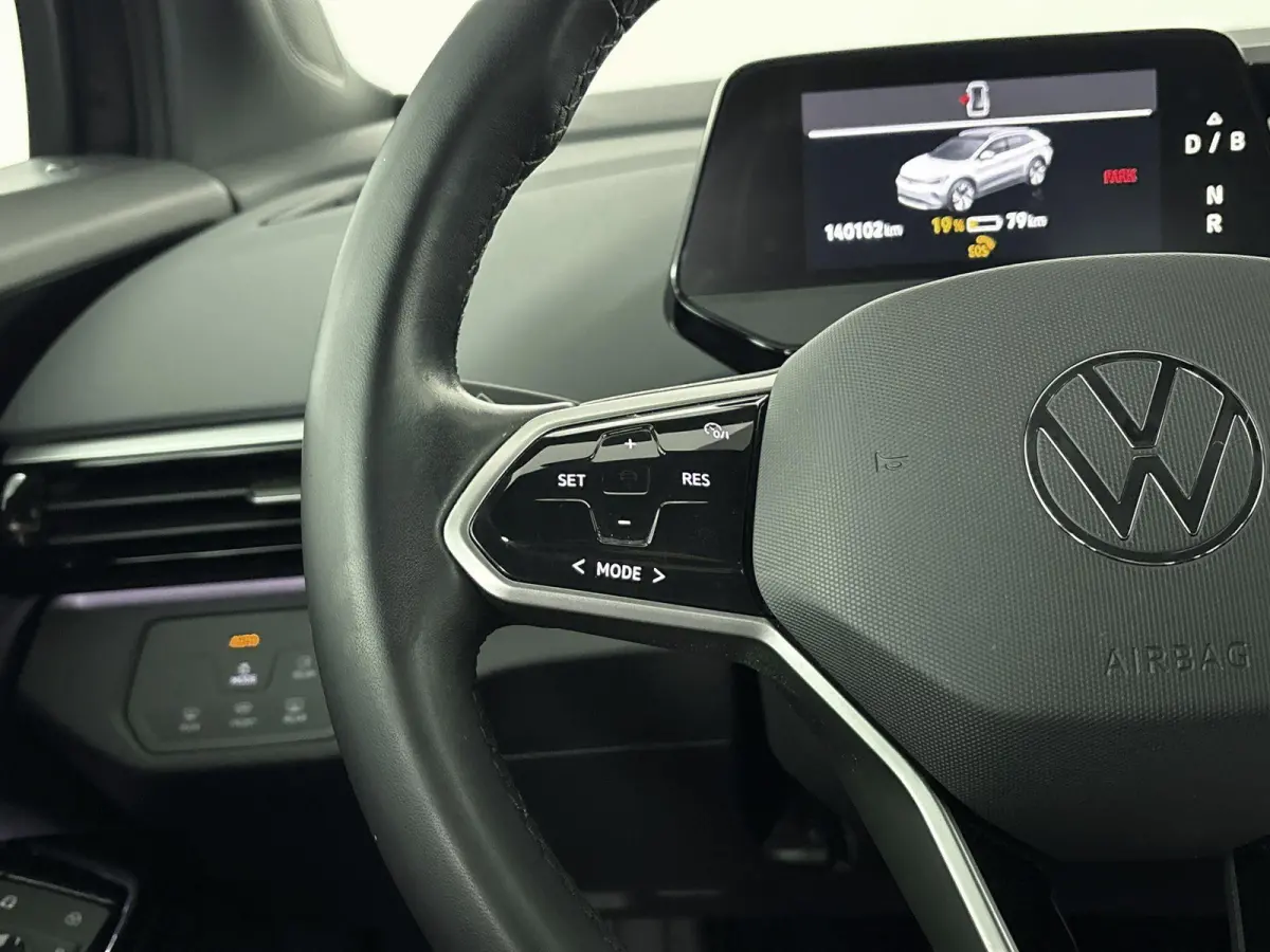 Life 77 kWh | 90% SOH | APK tot 2-07-2028 | Stoelverwarming | Stuurverwarming | Apple Carplay | Android Auto | Cruise Control Adaptief | Navigatiesysteem | Parkeersensoren Voor en Achter