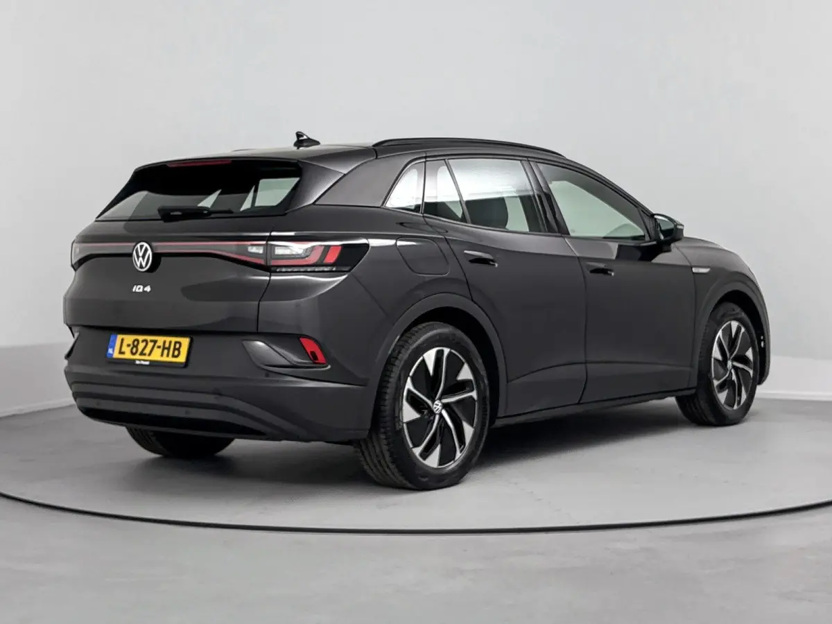 Life 77 kWh | 90% SOH | APK tot 2-07-2028 | Stoelverwarming | Stuurverwarming | Apple Carplay | Android Auto | Cruise Control Adaptief | Navigatiesysteem | Parkeersensoren Voor en Achter