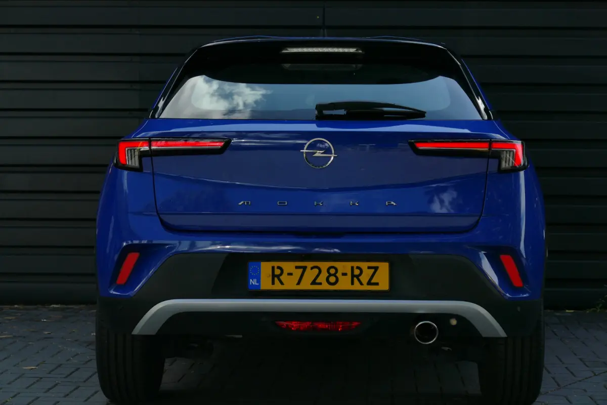 1.2 TURBO 100PK ELEGANCE / CAMERA / STUURVERWARMING / KEYLESS / LED / NAVI / CLIMA / PDC / BLUETOOTH / CRUISECONTROL / 2E EIGENAAR / SCHITTERENDE STAAT !!