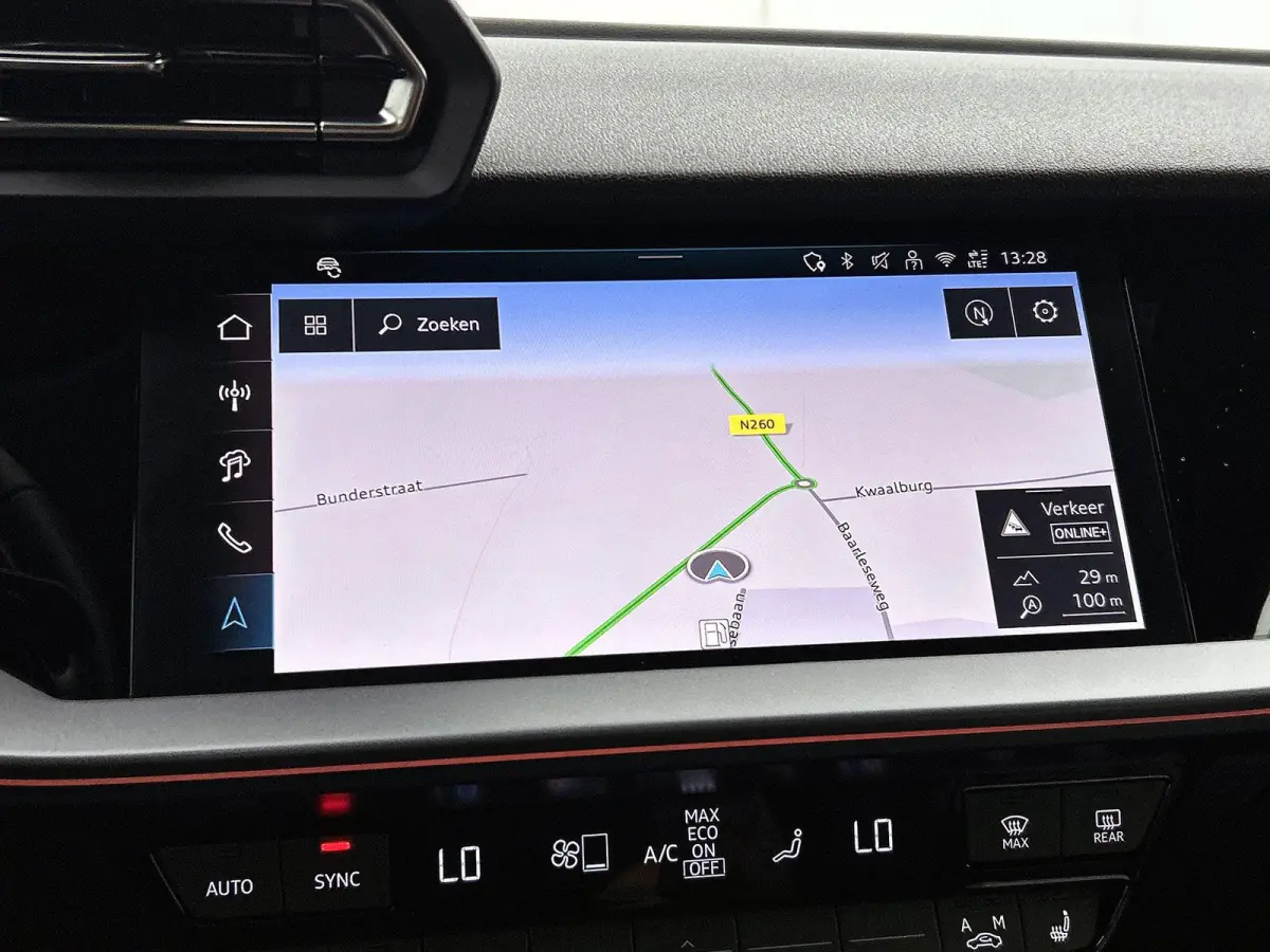 40 TFSI e S edition 204 PK l Adaptive cruise control l Camera l Navigatie l Stoelverwarming l Audi sound system l Audi virtual cockpit plus l Licht- en regensensor l Apple Carplay / Android 