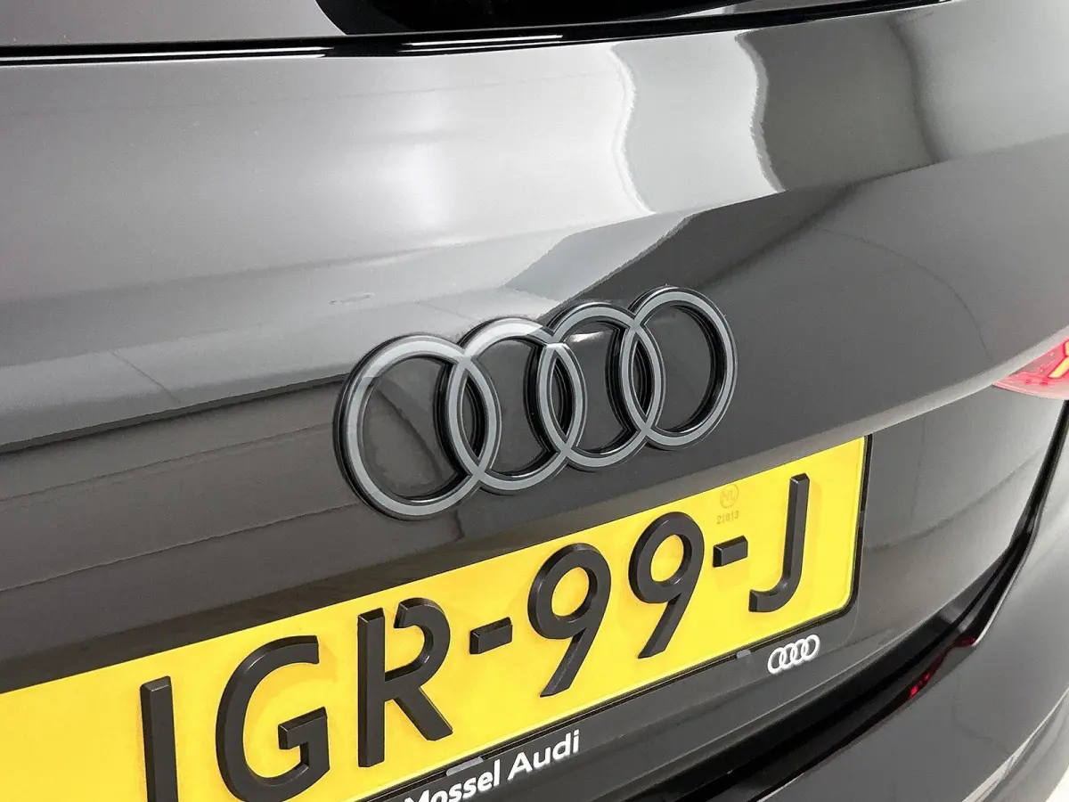 40 TFSI e S edition 204 PK l Adaptive cruise control l Camera l Navigatie l Stoelverwarming l Audi sound system l Audi virtual cockpit plus l Licht- en regensensor l Apple Carplay / Android 