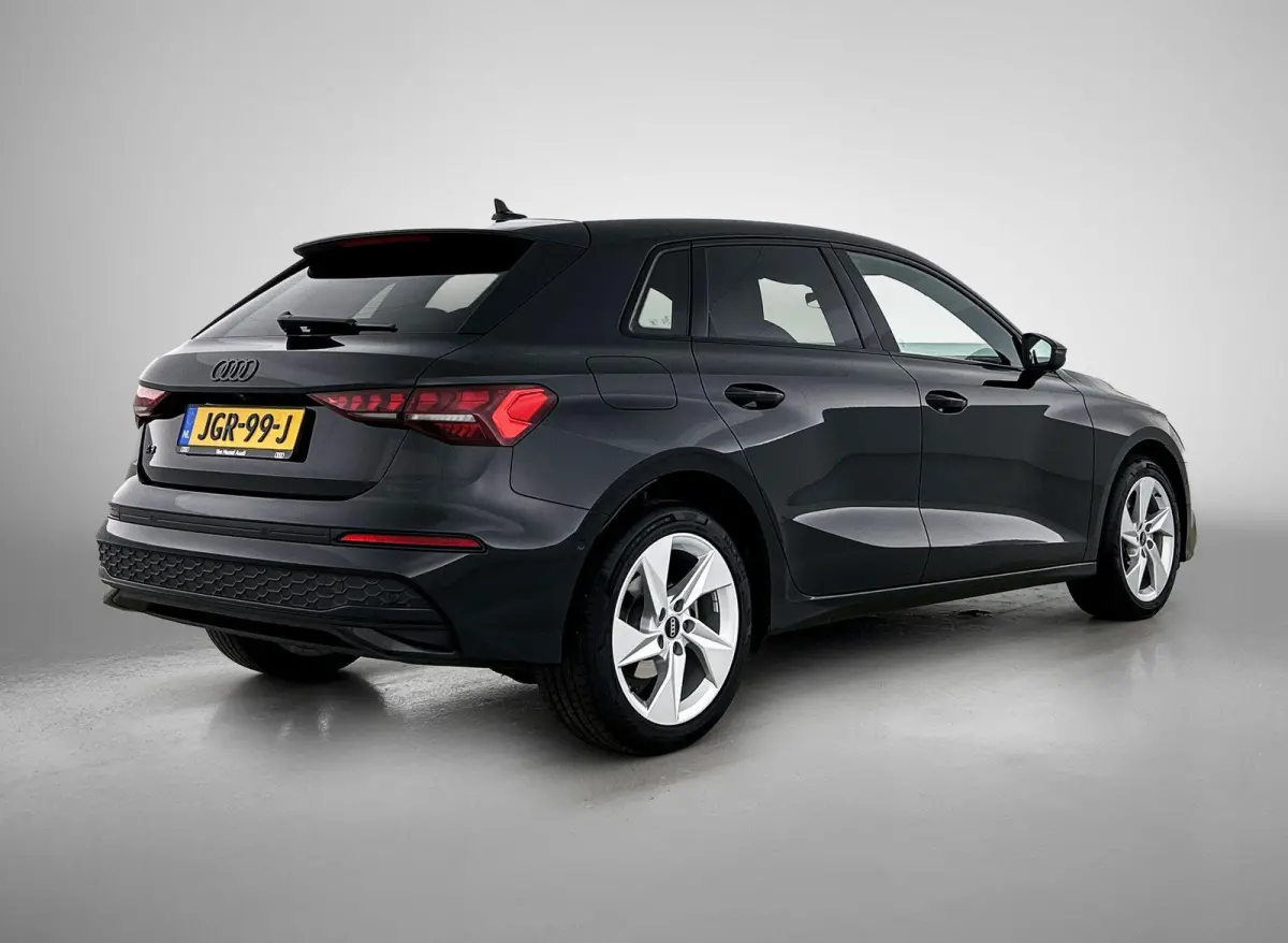 40 TFSI e S edition 204 PK l Adaptive cruise control l Camera l Navigatie l Stoelverwarming l Audi sound system l Audi virtual cockpit plus l Licht- en regensensor l Apple Carplay / Android 