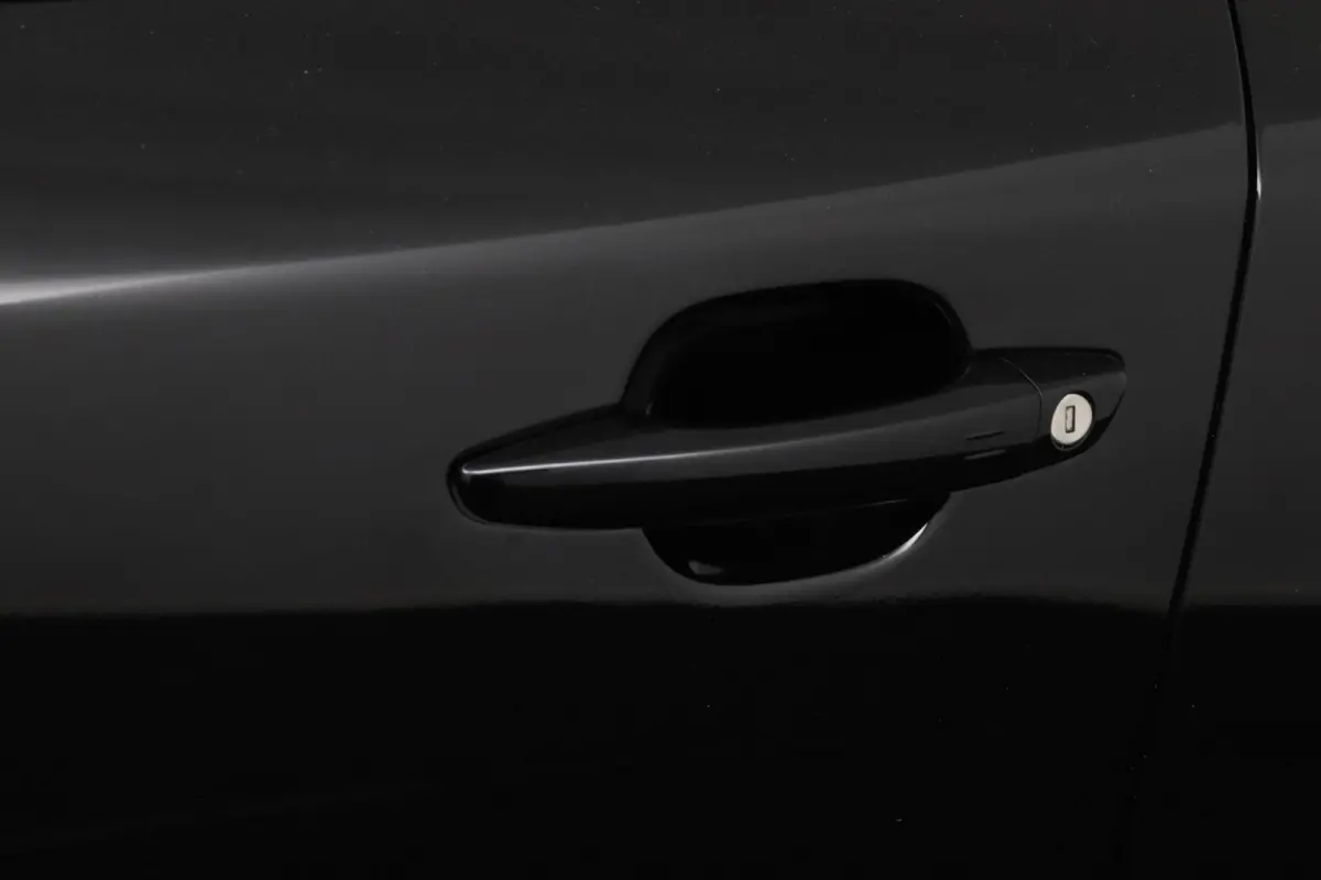 EV Allure Pack 50 kWh | Camera | Apple/Android |