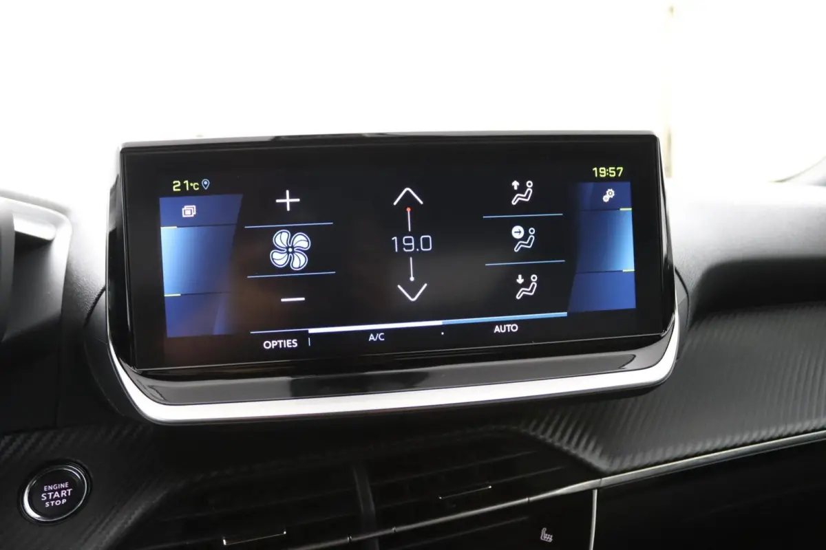EV Allure Pack 50 kWh | Camera | Apple/Android |