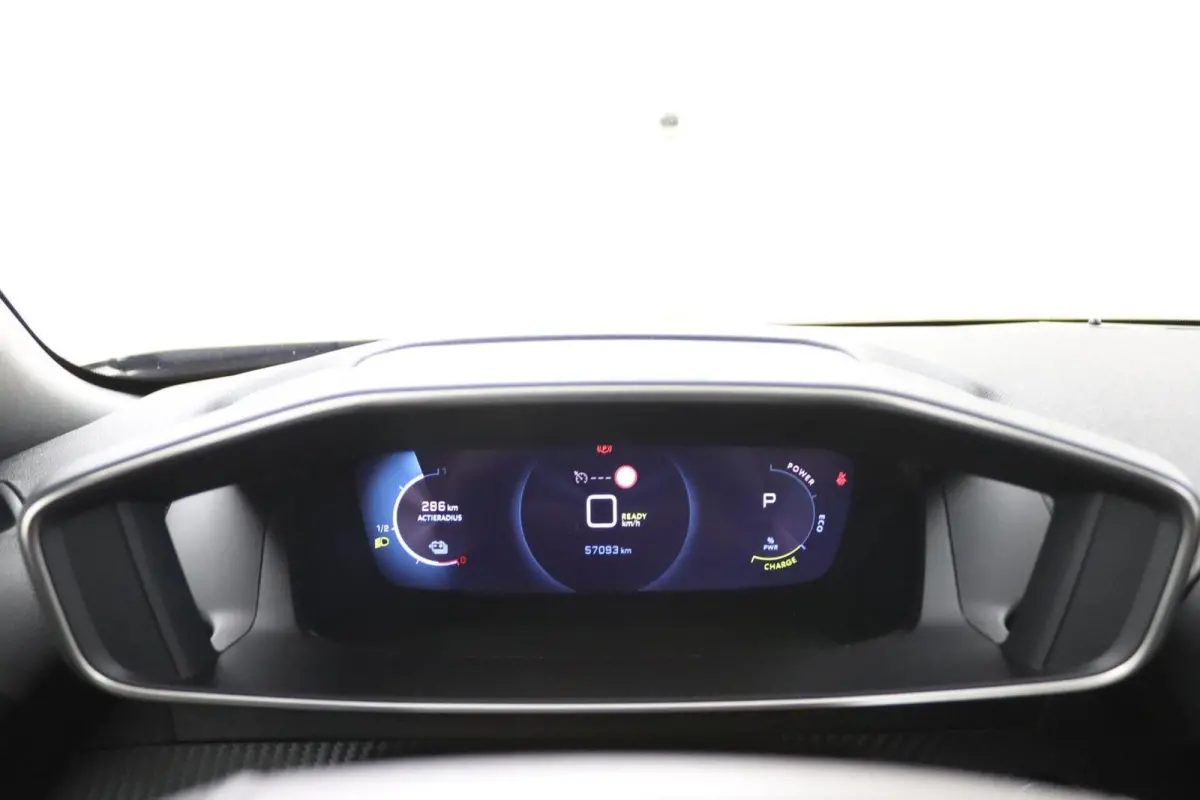 EV Allure Pack 50 kWh | Camera | Apple/Android |