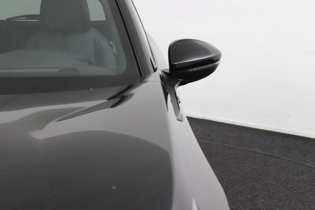 EV Allure Pack 50 kWh | Camera | Apple/Android |
