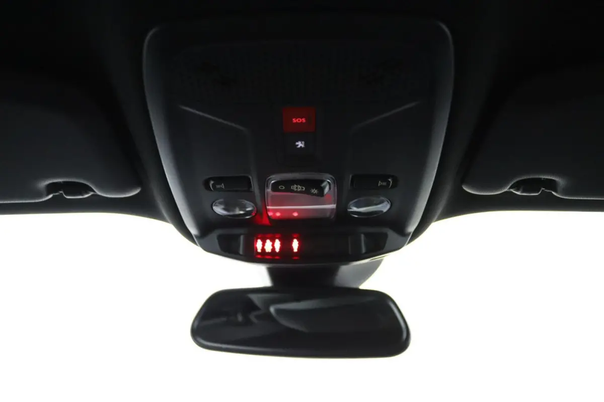 EV Allure Pack 50 kWh | Camera | Apple/Android |