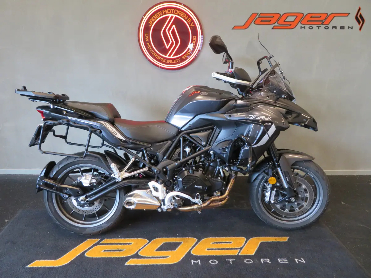 Benelli Trk 502 2023 Overig Onbekend leasen