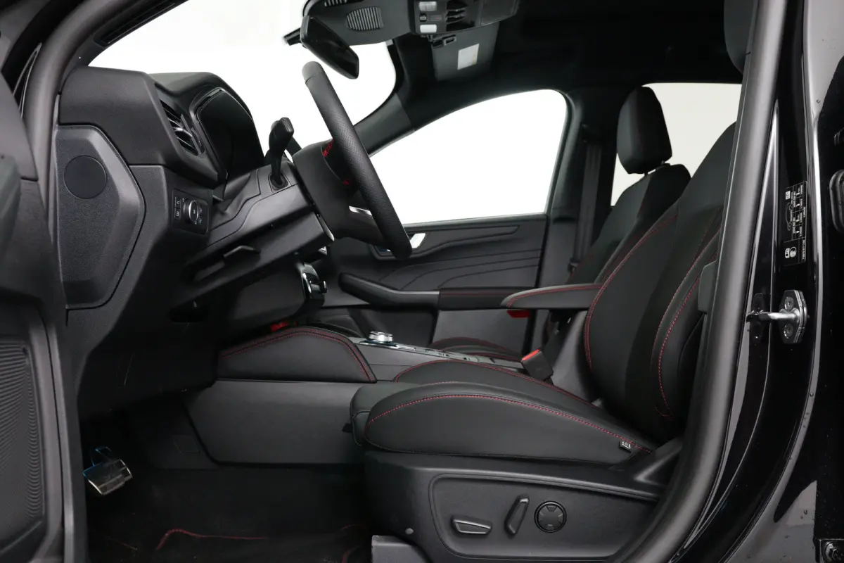 2.5 PHEV ST-Line X | Black Pack | Trekhaak | Elektrisch Panoramadak | Matrix LED | Winter Pack | B&O Audio |