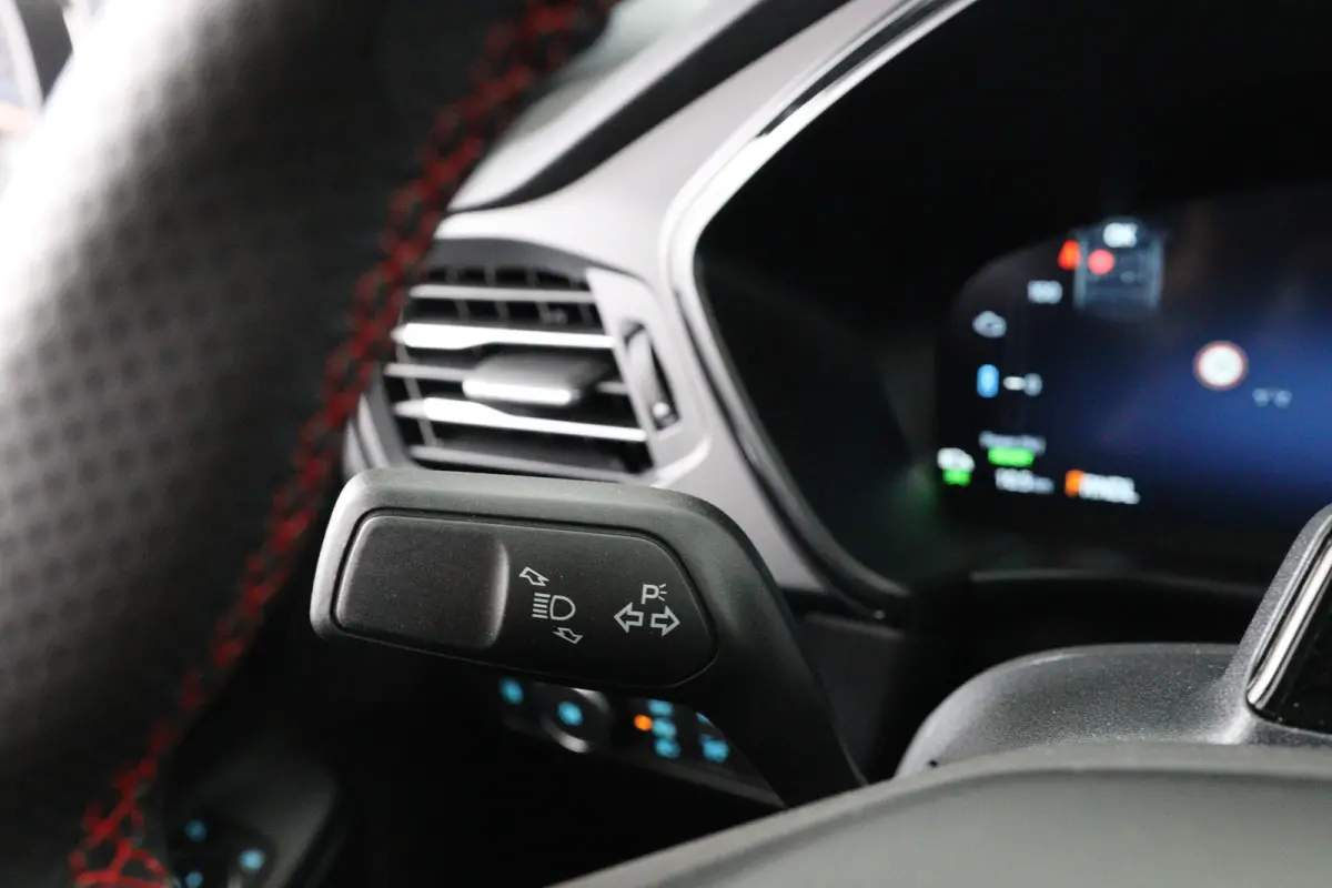 2.5 PHEV ST-Line X | Black Pack | Trekhaak | Elektrisch Panoramadak | Matrix LED | Winter Pack | B&O Audio |