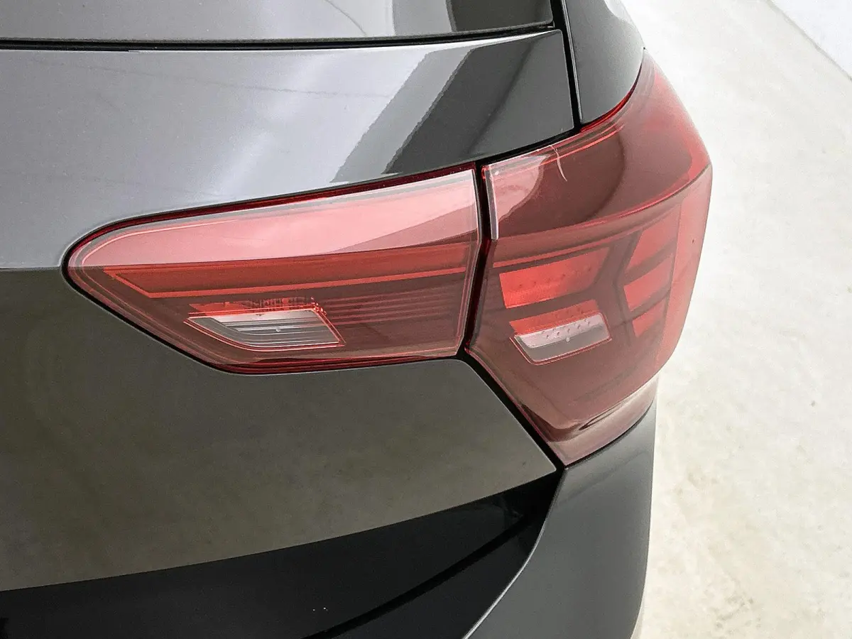 1.0 TSI Life 95 PK | Airco | Navigatie | Adaptive Cruise Control | Lane Assist | Achteruitrijcamera | Lichtmetalenvelgen |