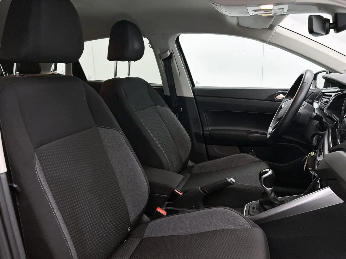 1.0 TSI Life 95 PK | Airco | Navigatie | Adaptive Cruise Control | Lane Assist | Achteruitrijcamera | Lichtmetalenvelgen |