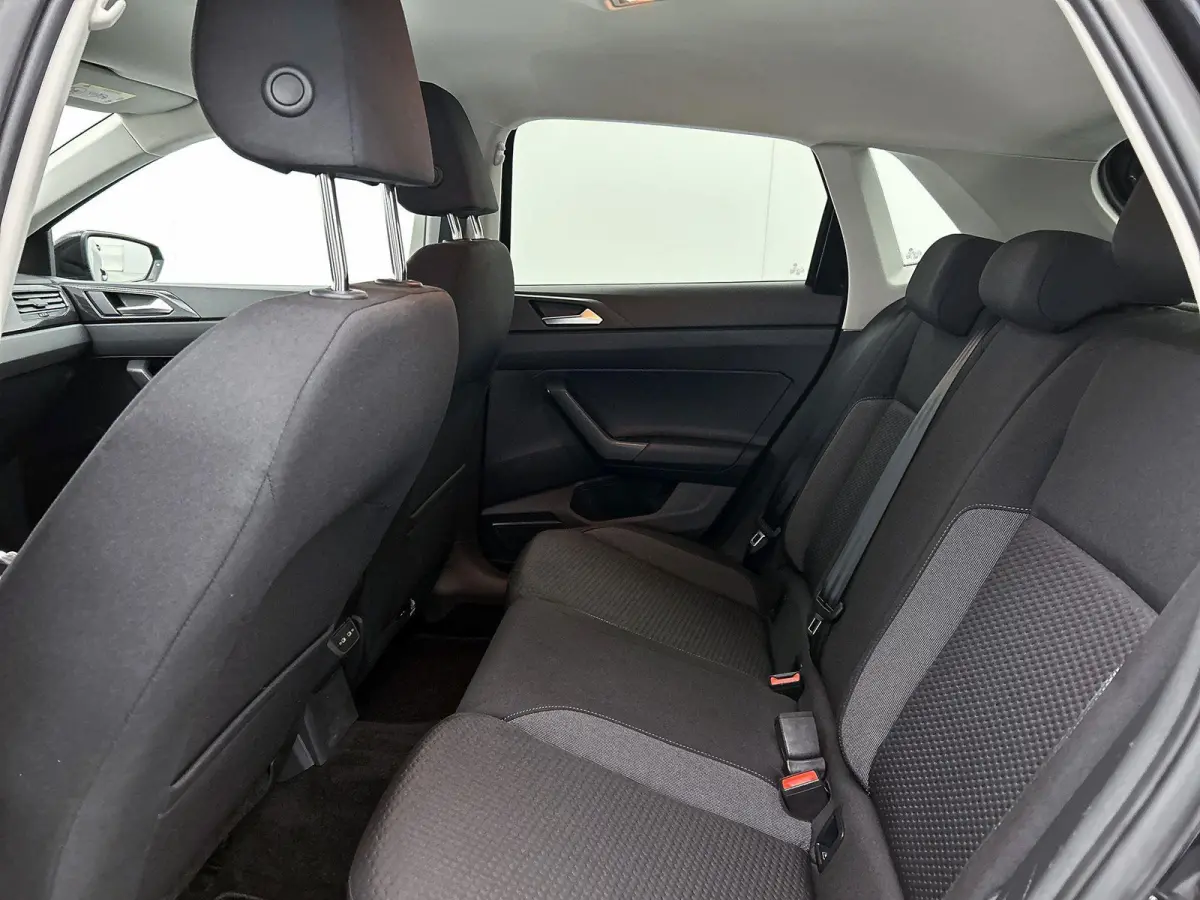 1.0 TSI Life 95 PK | Airco | Navigatie | Adaptive Cruise Control | Lane Assist | Achteruitrijcamera | Lichtmetalenvelgen |