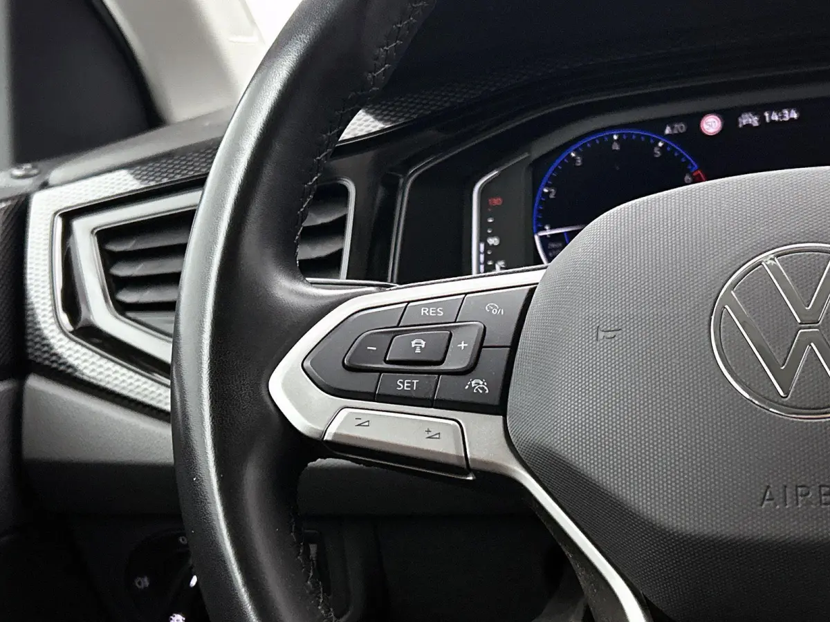 1.0 TSI Life 95 PK | Airco | Navigatie | Adaptive Cruise Control | Lane Assist | Achteruitrijcamera | Lichtmetalenvelgen |