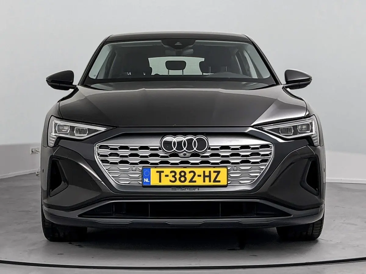55 quattro Edition 115 kWh 408 PK | 100% SOH | Automaat | Navigatie | Apple Carplay | Android Auto | Parkeersensoren | Trekhaak | Climate Control | Cruise Control |
