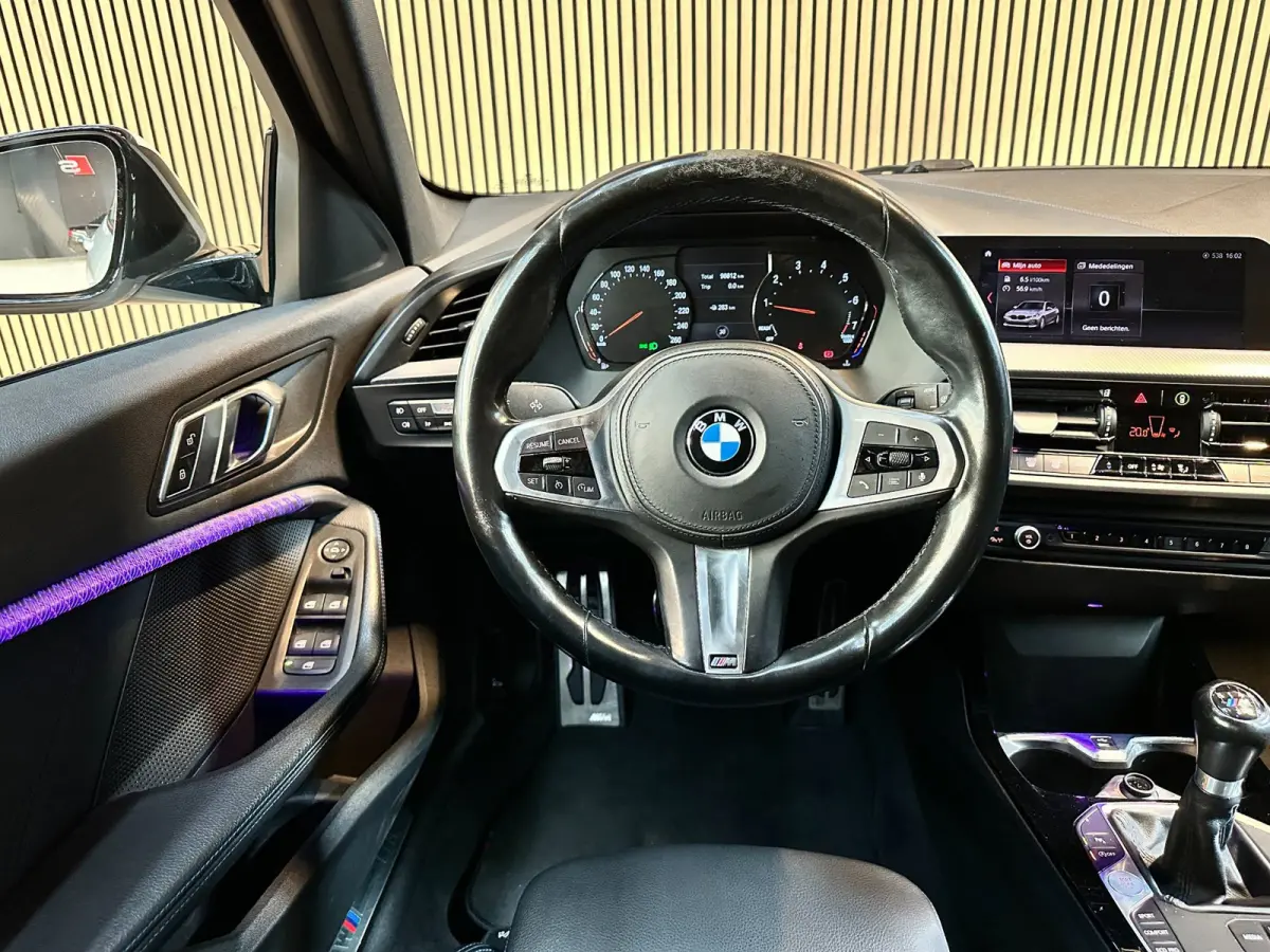 116i Executive - Ambiance - M Sport